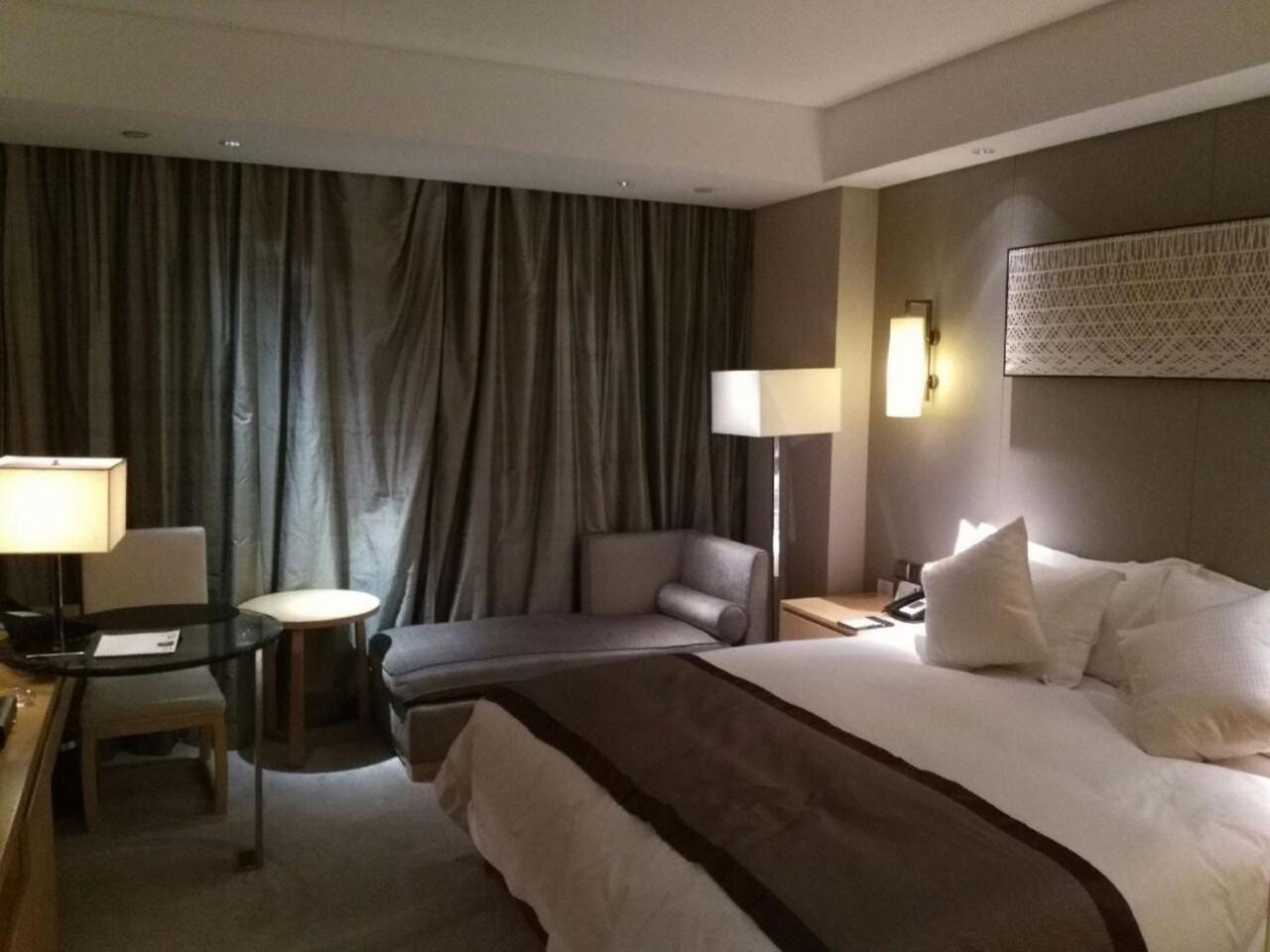 Howard Johnson Ifc Plaza נינגבו מראה חיצוני תמונה